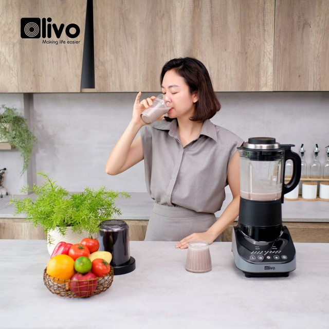 Phụ nữ hiện đại không ngại vào bếp với OLIVO CB20